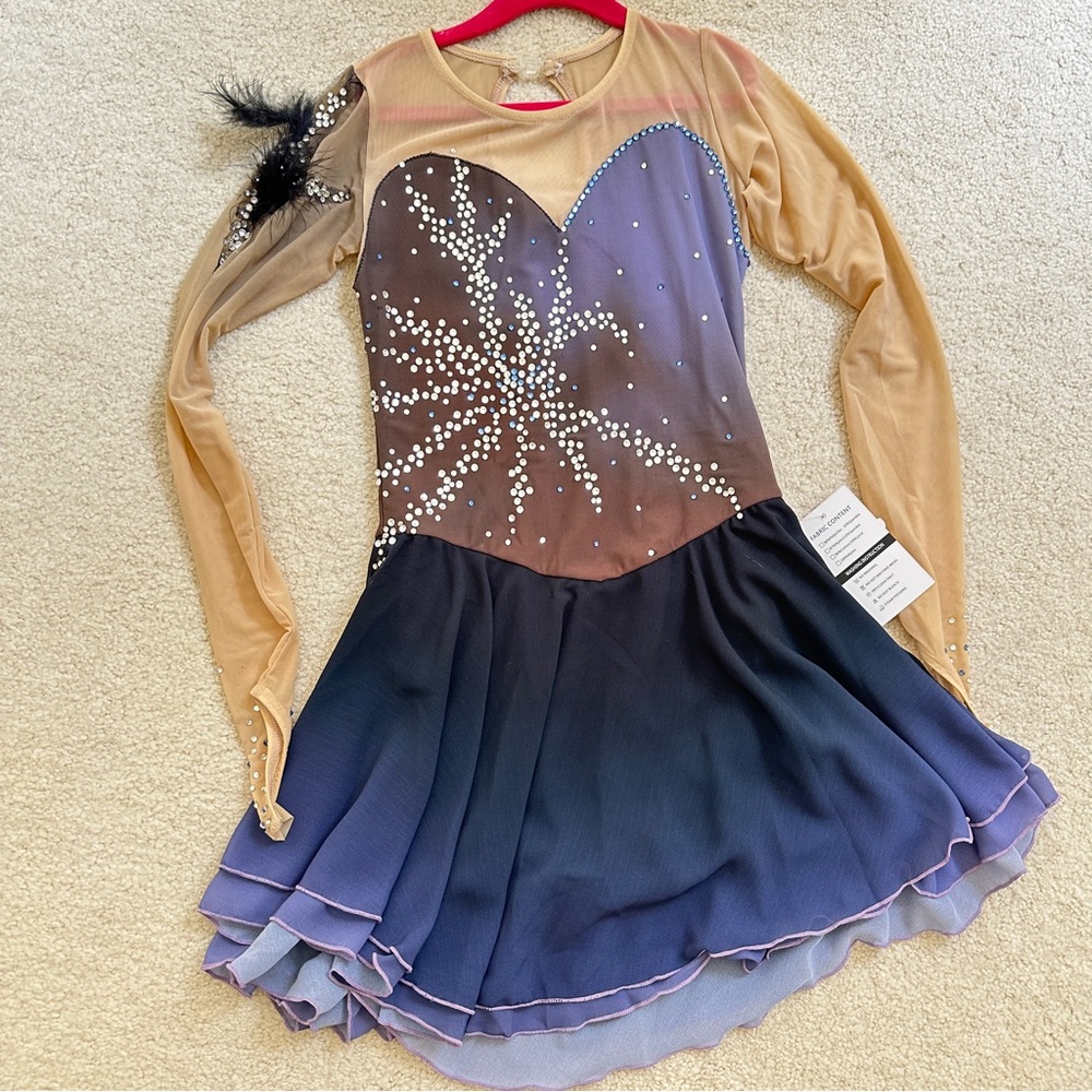New Figure Skating Dress Girls Size 12 (7~10T)  (125~135cm)